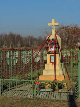 Krzyż przydrożny. Kiedrzyn, gmina Gózd, powiat radomski.