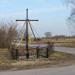 Krzyż przydrożny. Ruda Mała, gmina Kowala, powiat radomski.