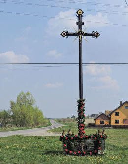 Przydrożny krzyż. Tychów Stary, gmina Mirzec, powiat starachowicki.