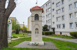 kapliczki św. Józefa ufundowanej w roku 1859 przez bamberską rodzinę Petzoldów. Poznań, Poznań.