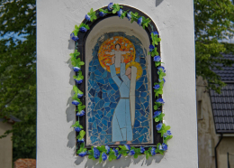 Fragment kapliczka przydrożnej. Stary Wielisław, gmina Kłodzko. powiat kłodzki.