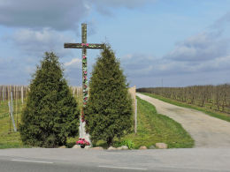 Krzyż przydrożny, drewniany. Lechanice, gmina Warka, powiat grójecki.