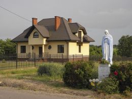Przydrożna figura święta. Jaszowice, gmina Zakrzew, powiat radomski.