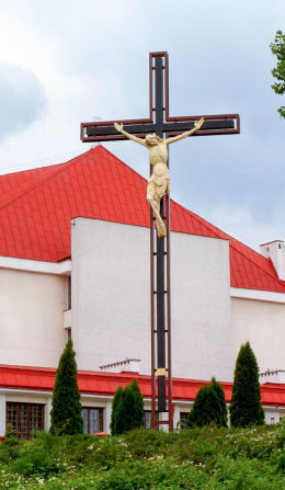 Krzyż przydrożny na skarpie Jeziora Balaton na Gocławiu. Warszawa, Praga Południe.