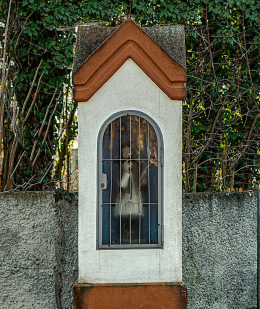 Kapliczka przy cmentarzu cholerycznym. Opole. powiat opole, woj.opolskie.
