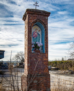 Kapliczka Matki Boskiej Bolesnej. Opole. powiat opole, woj.opolskie.