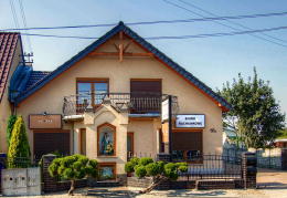 Kapliczka Matki Bożej,  ul. Namysłowska. Dobrzeń Wielki. Powiat opolski, woj. opolskie.