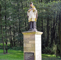 Figura św. Jana Nepomucena, odrestaurowana w 2006 r. Centawa, gmina Jemielnic, powiat strzelecki, woj. opolskie.