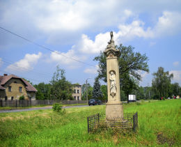 Przydrożny krzyż kamienny. Gostyń, gmina Wyry, powiat mikołowski.