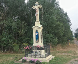 Przydrożny krzyż kamienny z 1900 r. Orzesze, Mosciska, powiat mikołowski.