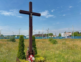 Przydrożny krzyż drewniany, ul. Kościańska. Widziszewo, gmina Kościan, powiat kościański, woj. wielkopolskie.