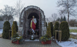 Grota Chrystusa przy cmentarzu parafialnym. Kopanica, gmina Siedlec, powiat wolsztyński.