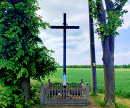 Krzyż drewniany Zieliniec, gmina Kołaczkowo, powiat wrzesiński, woj. wielkopolskie.