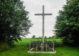 Krzyż przydrożny przy ulicy Polnej. Cerkwica, gmina Karnice, powiat gryficki.