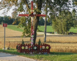 Krzyż przydrożny przy Aleji Wojska Polskiego. Graniczna, gmina Chojna, powiat gryfiński.